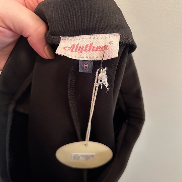 Black skater skirt by Alythea BRAND NEW - Picture 4 of 4